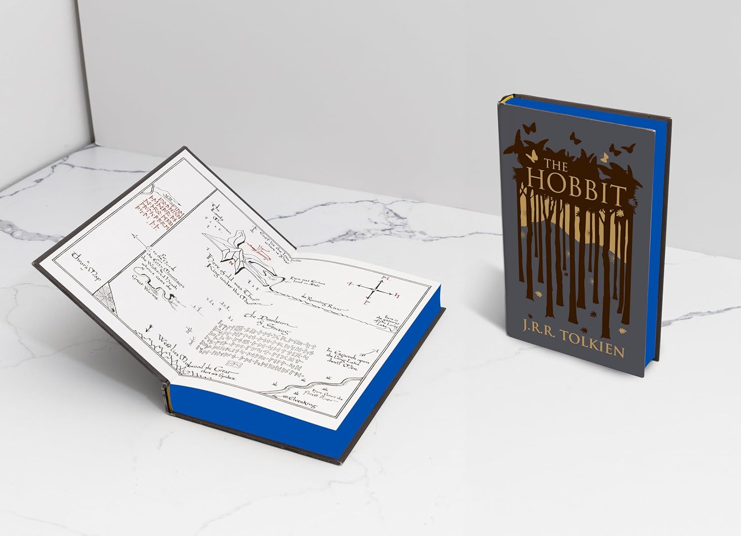 The Hobbit - J. R. R. Tolkien (HB) open