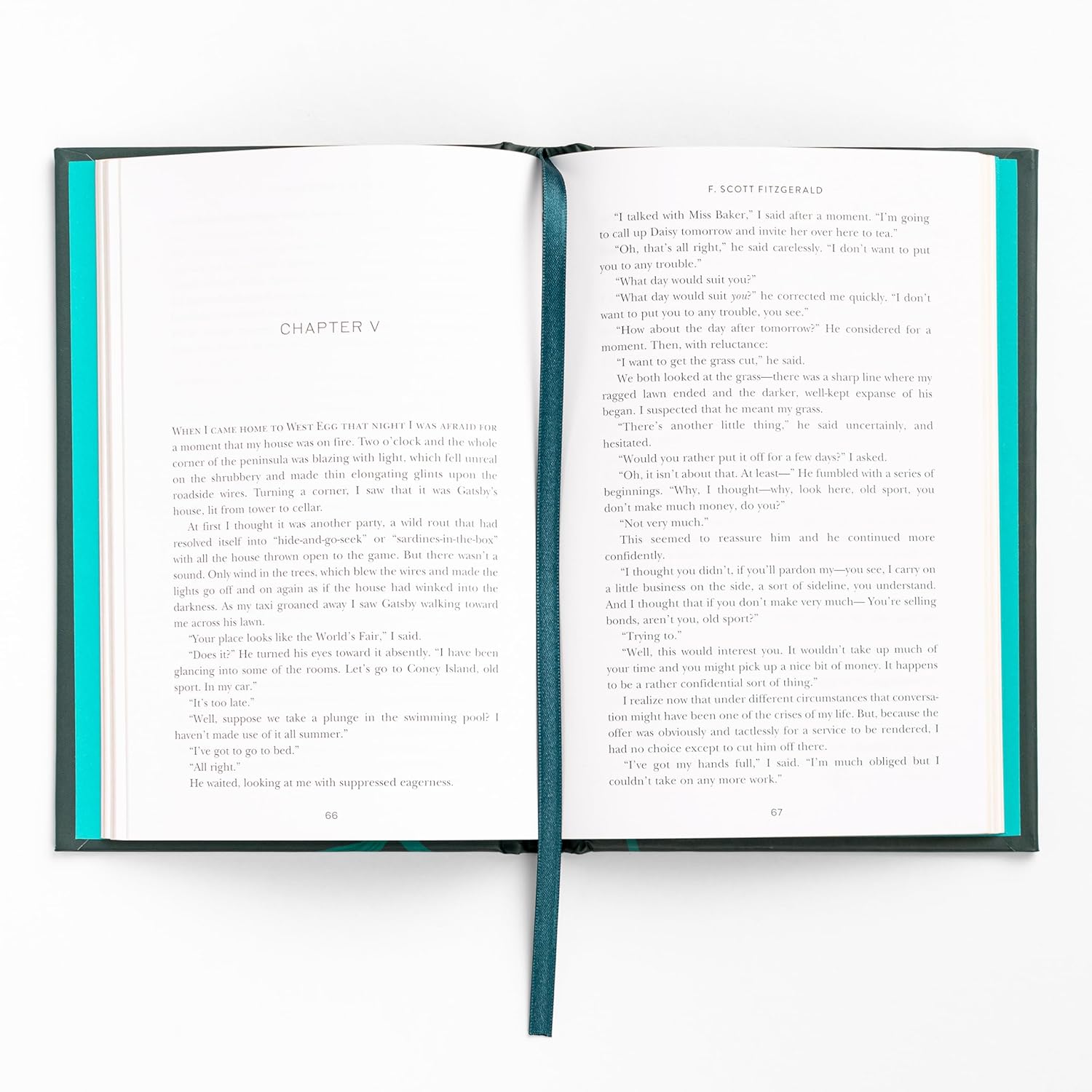 The Great Gatsby - Signature Gilded Classics - open pages